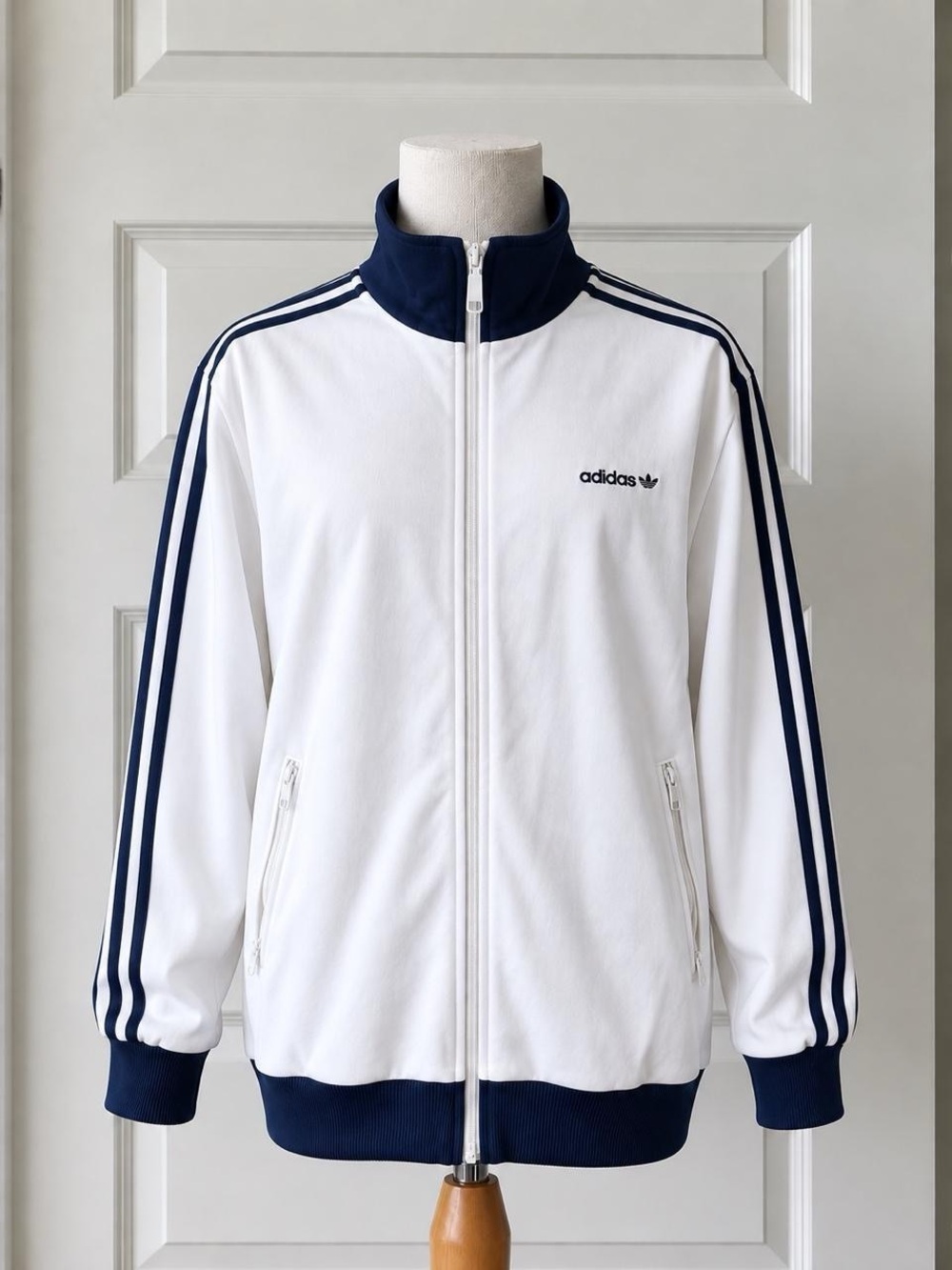 Y2K Adidas Originals White & Navy 3-Stripes Full Zip Track Jacket Men’s Medium